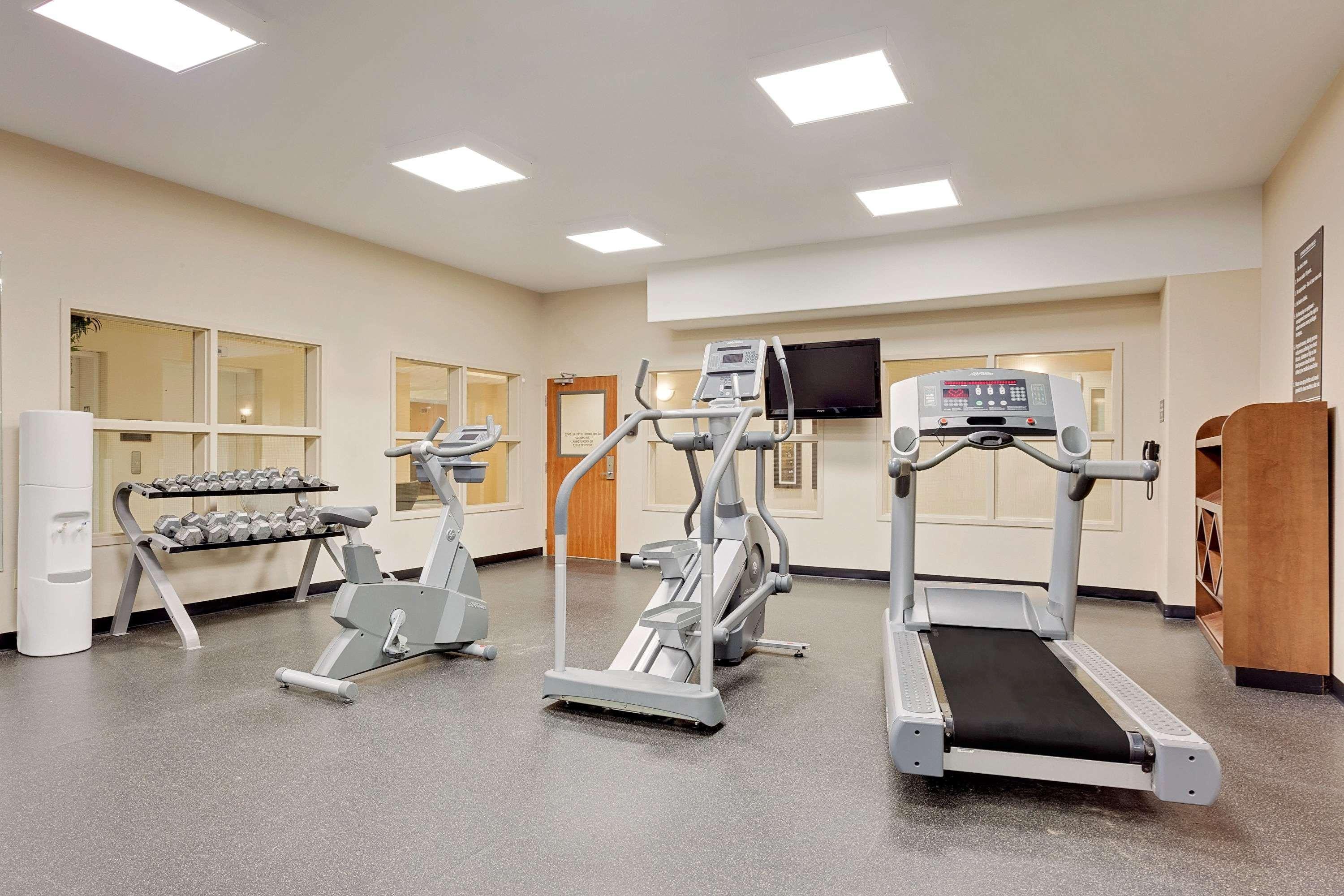 Ramada By Wyndham Lac La Biche Zewnętrze zdjęcie