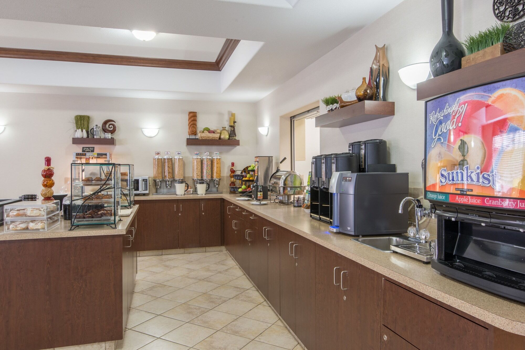 Ramada By Wyndham Lac La Biche Zewnętrze zdjęcie